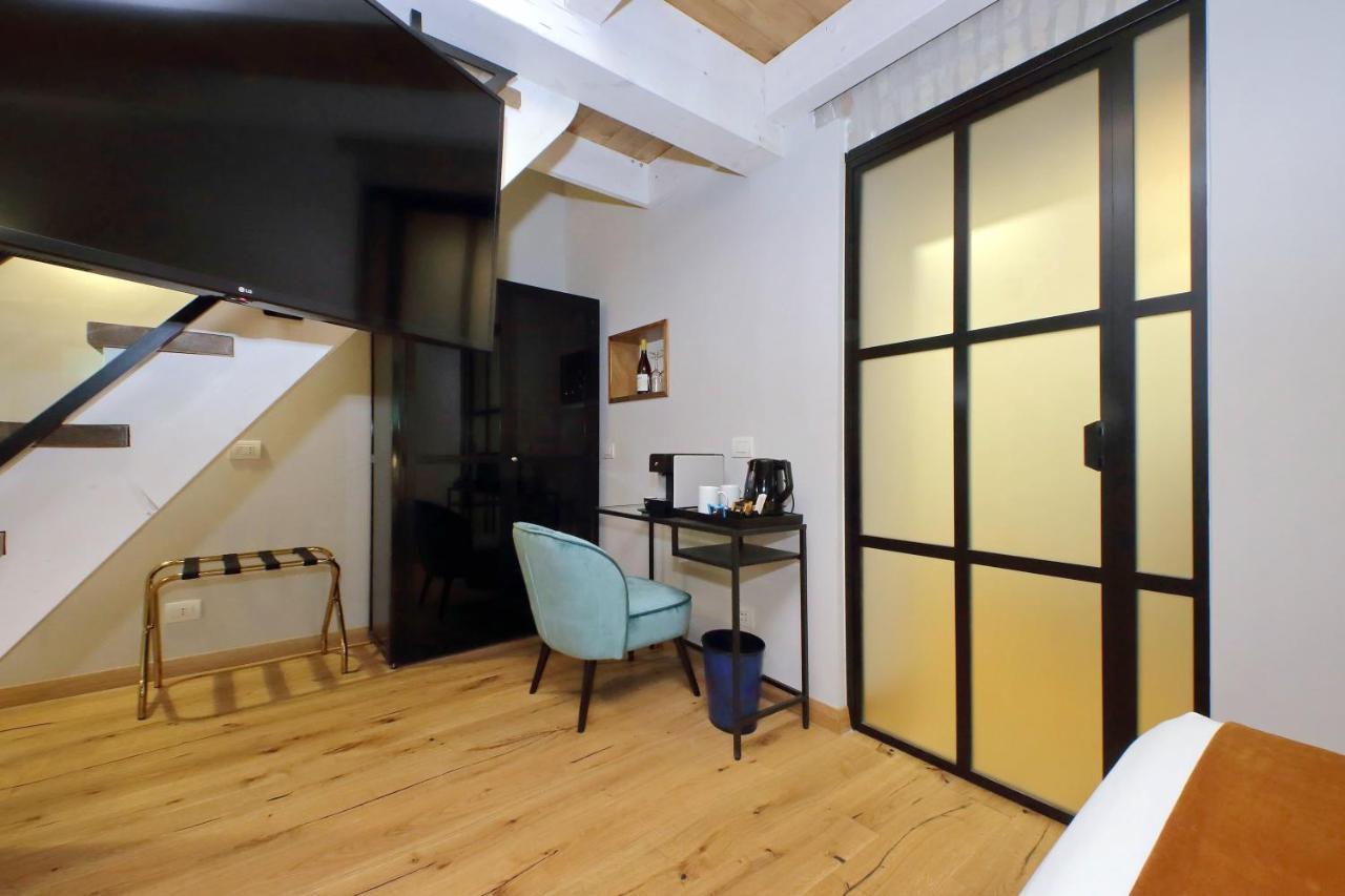 Charming Suites Navona Rome Exterior photo