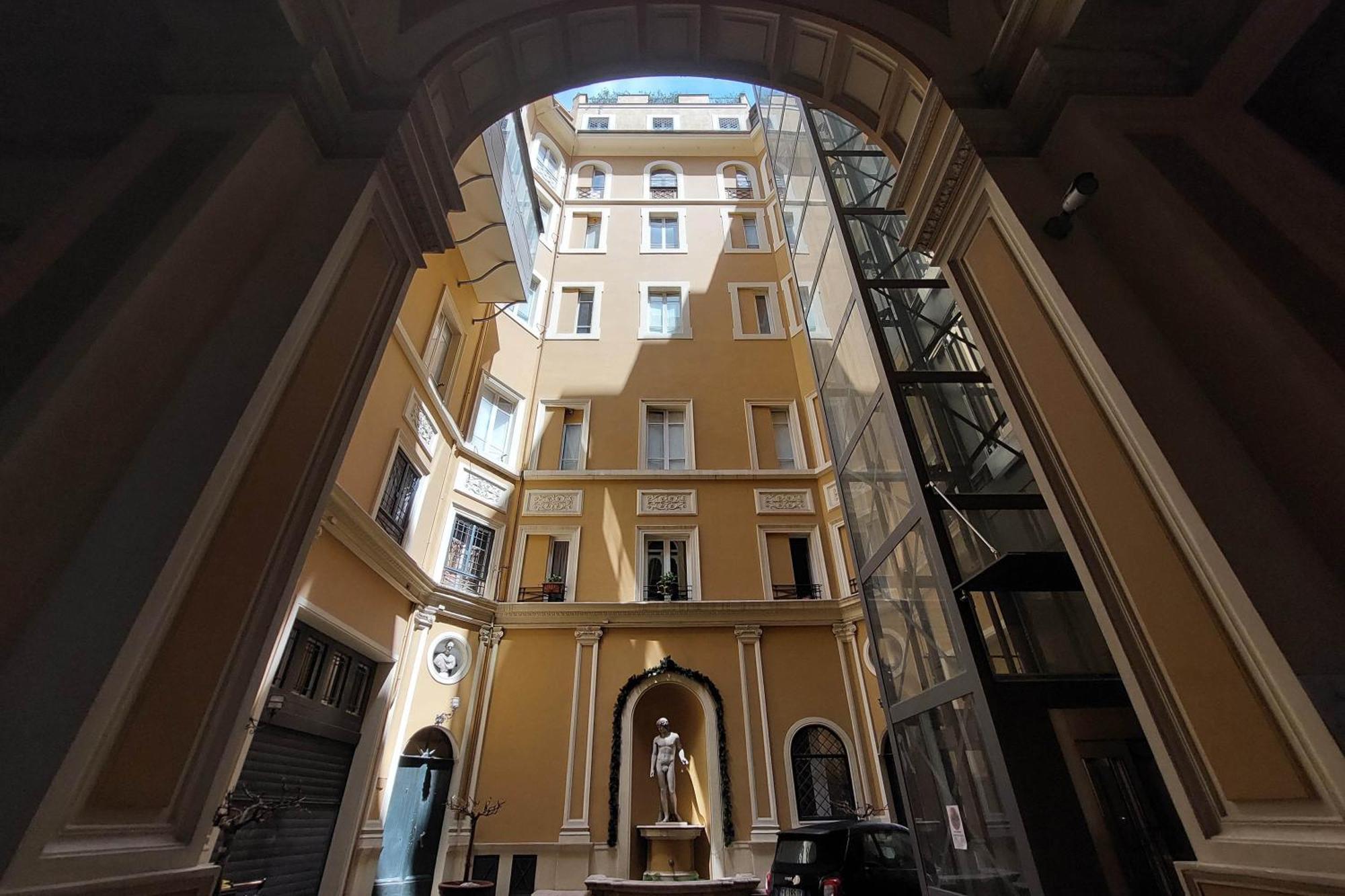 Charming Suites Navona Rome Exterior photo
